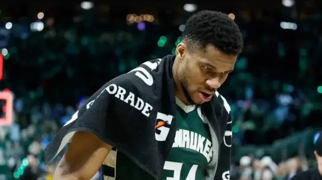 Giannis Powers Bucks to Historic Season Start