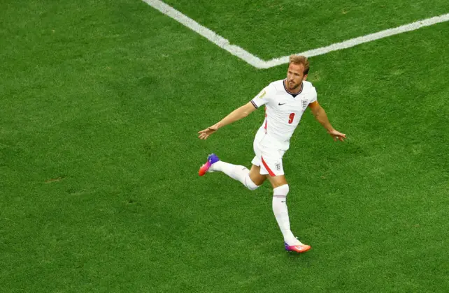 Kane Shows Pure Captaincy as Perfect Nine